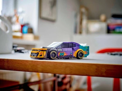 Lego SPEED CHAMPIONS Auto Nascar Next Gen Chevrolet Camaro ZL1 (stavebnice)