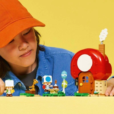 Lego SUPER MARIO Toad a párty v jeho domku 72041 (stavebnice)