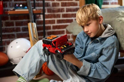 Lego TECHNIC Auto SUV Ford Bronco 42213 (stavebnica)