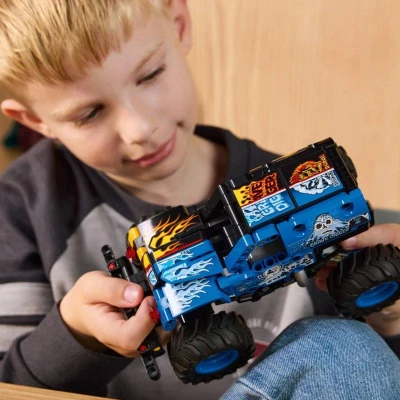 Lego TECHNIC Monster Jam Grave Digger Oheň a led 42219 (stavebnice)