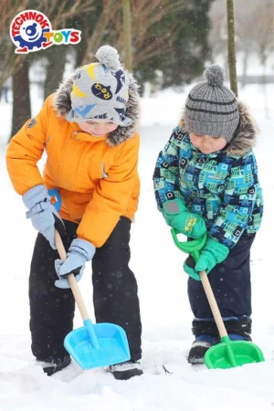 Lopata baby plastová 65cm hráblo na sníh s dřevěnou rukojetí 3 barvy