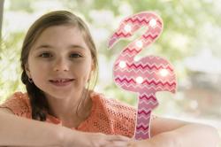 Mac Toys 4M Dětská lampička plameňák kreativní set na baterie Světlo