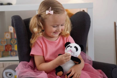 Mac Toys STEPPOS Panda interaktivní zvířátko s kojeneckou lahvičkou na baterie Zvuk