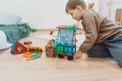 MagnetiQ Magnetická stavebnice Sada s autem 100 ks