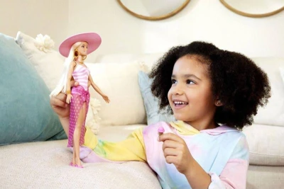 Mattel BRB Panenka Barbie na pláži letní obleček s doplňky v krabici