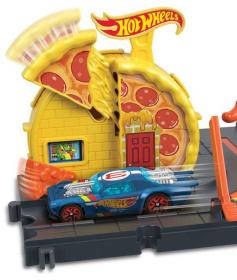 Mattel HOT WHEELS City Zábava ve městě herní set s autíčkem 2 druhy