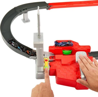 Mattel HOT WHEELS Racing Formule 1 startovací dráha