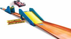 Mattel HOT WHEELS Track Builder set s autíčkem pro stavitele Dlouhý skok