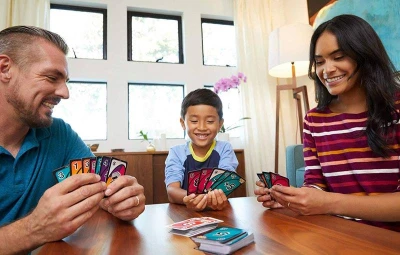 Mattel Hra karetní Uno Flip karty (společenská hra)