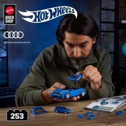 Mattel Mega Hot Wheels extrémní rychlost auto Audi 253 dílků stavebnice