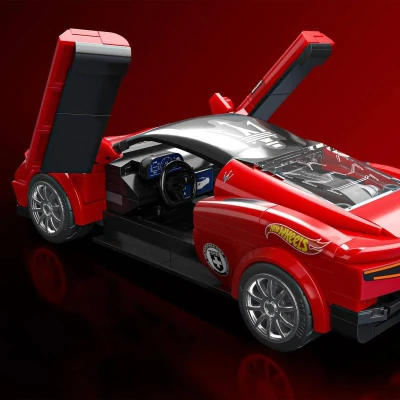 Mattel Mega Hot Wheels extrémní rychlost auto Maserati 250 dílků stavebnice