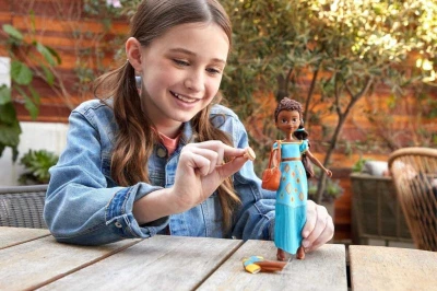 Mattel SPIRIT Veselá panenka kloubová 18cm set s oblečky a doplňky