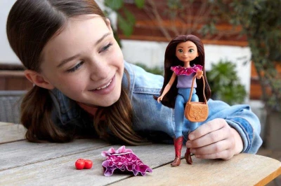 Mattel SPIRIT Veselá panenka kloubová 18cm set s oblečky a doplňky