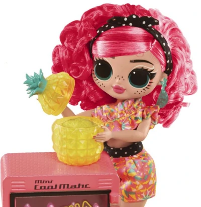 MGA L.O.L. Surprise! OMG Nehtové studio herní set s panenkou Pinky Pops