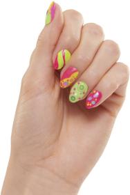 MGA L.O.L. Surprise! OMG Nehtové studio herní set s panenkou Pinky Pops