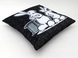 Moravská ústředna Polštář Bob a Bobek 30x30cm černý