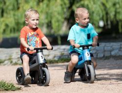 Odrážedlo Funny Wheels Rider Sport 2v1 dětské odstrkovadlo Modré plast