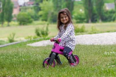 Odrážedlo FUNNY WHEELS Rider SuperSport 2v1 odstrkovadlo Růžové sáček