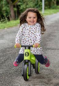 Odrážedlo Funny Wheels Rider SuperSport 2v1 odstrkovadlo s popruhem Zelené