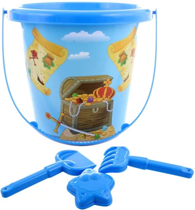 Pieskový set vedierko 15cm s formičkou a 2 nástrojmi Pirát sada na piesok 4ks Pieskový set vedierko 15cm s formičkou a 2 nástrojmi Pirát sada na piesok 4ks