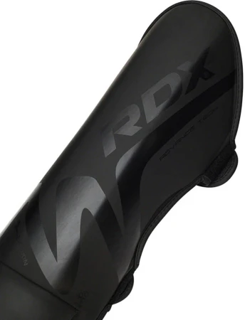 RDX Chrániče holení set 1 pár černé pro bojové sporty T15
