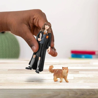 Schleich Harry Potter set figurka Hermiona Grangerová + kocour Křivonožka