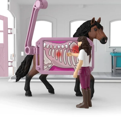 Schleich Horse Club Klinika pro koně herní set Zdravá kopyta