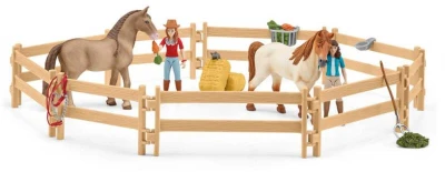 Schleich Stáj u jezera herní set se 3 koníky a 2 figurkami s doplňky plast