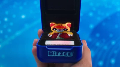 SPIN MASTER Bitzee Disney zvířátka interaktivní digitální na baterie Zvuk