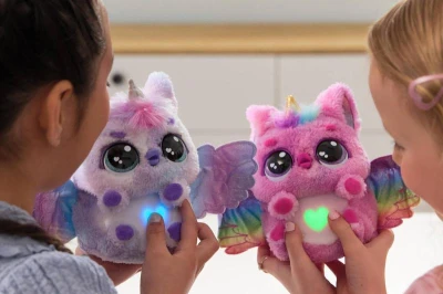 Spin Master Hatchimals jednorožec líhnoucí se interaktivní na baterie Světlo Zvuk