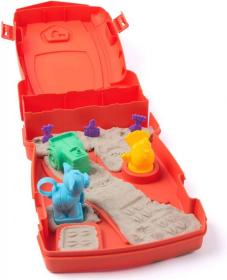 SPIN MASTER Kinetic Sand Farma herní set tekutý písek 340g s doplňky