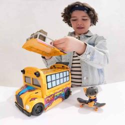 Spin Master Tech Deck SK8 Crew 2v1 autobus / skatepark set s figurkou