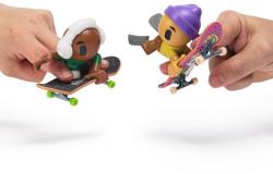 Spin Master Tech Deck SK8 Crew Fingerboard set 2 prkna se 2 postavičkami