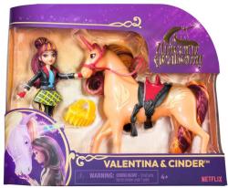 Spin Master Unicor Academy Valentina a Cinder herní set 2 figurky s doplňky
