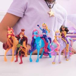 Spin Master Unicor Academy Valentina a Cinder herní set 2 figurky s doplňky