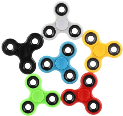 Spinner Finger Top fidget antistresový kov/plast 6 barev v krabičce
