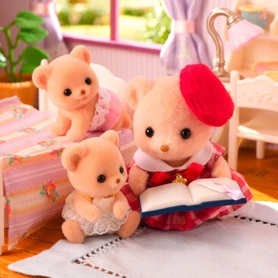 Sylvanian Families dvojčata sušenkoví medvídci set 2 figurky s motorkou