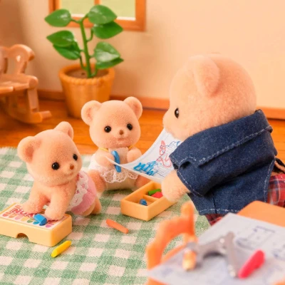 Sylvanian Families dvojčata sušenkoví medvídci set 2 figurky s motorkou