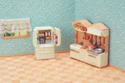 Sylvanian Families kuchyňská linka s ledničkou nábytek doplněk k herním sadám