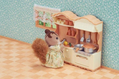 Sylvanian Families kuchyňská linka s ledničkou nábytek doplněk k herním sadám