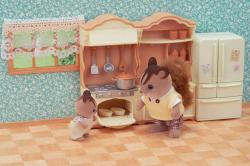 Sylvanian Families kuchyňská linka s ledničkou nábytek doplněk k herním sadám