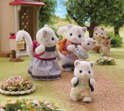 Sylvanian Families Rodina sněžných levhartů set 4 figurky v krabici