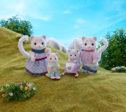 Sylvanian Families Rodina sněžných levhartů set 4 figurky v krabici