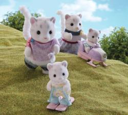 Sylvanian Families Rodina sněžných levhartů set 4 figurky v krabici