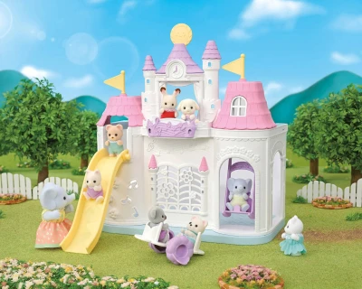 Sylvanian Families zámecká školka set s figurkou králíčka a doplňky
