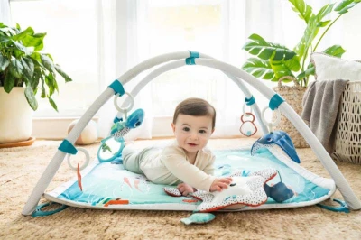 Tiny Love Baby hrací deka s hrazdou Oceán na baterie Světlo Zvuk pro miminko