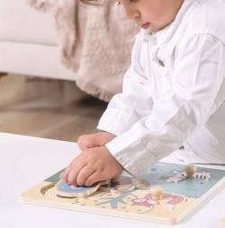Viga DŘEVO PolarB Baby puzzle vkládací Zvířátka na desce s úchyty 5 dílků