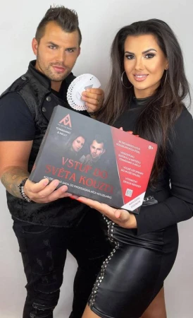Vstup do světa kouzel kouzelnická sada Tomasiano a Kelly