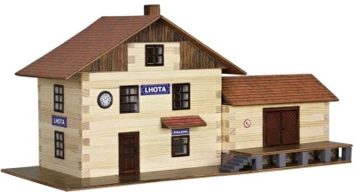 Walachia Nádraží vlakové W36 Hobby Kit DŘEVĚNÁ (stavebnice) Walachia Nádraží vlakové W36 Hobby Kit DŘEVĚNÁ (stavebnice)