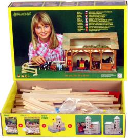 Walachia Stáj W30 Hobby Kit DŘEVĚNÁ (stavebnice)